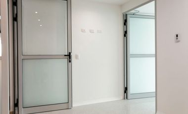 PR 14802 Consultorio en arriendo en Patio Bonito, El Poblado