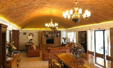 VENTA CASA CLUB DE GOLF HACIENDA TEQUISQUIAPAN