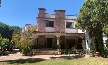 VENTA CASA CLUB DE GOLF HACIENDA TEQUISQUIAPAN