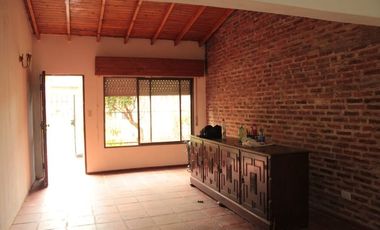 Casa en venta en Villa Dominico
