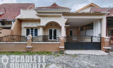 Rumah Dalam Perumahan Dekat UGM Plemburan Jalan Kaliurang Km 6
