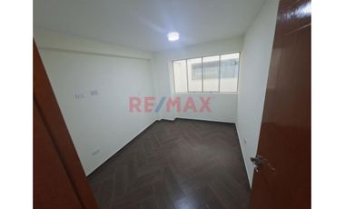 Depa De Estreno En Alquiler – 2 Dormitorios + Ascensor En Campoy