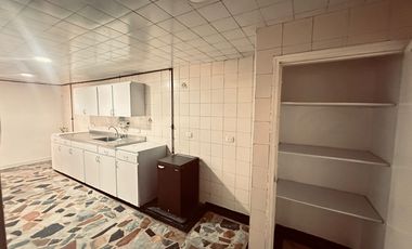 casa en arriendo en modelia. Cod A21678