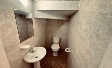 casa en arriendo en modelia. Cod A21678