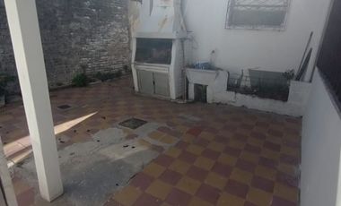 Casa para 2 Familias en venta en Villa Dominico