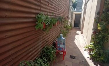 Casa para 2 Familias en venta en Villa Dominico