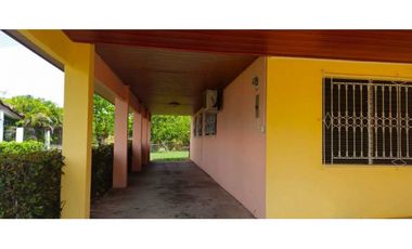 ALQUILO CASA 3 HABITACIONES DOS BAÑOS ALGARROBOS DOLEGA