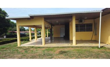 ALQUILO CASA 3 HABITACIONES DOS BAÑOS ALGARROBOS DOLEGA