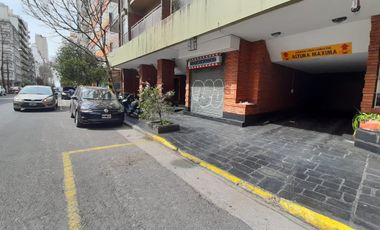 VENTA Cochera fija a 200 mts. de Plaza Colón. CAMARAS DE SEGURIDAD