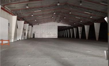 Alquiler Bodega 1454 m² en Via Daule, Guayaquil