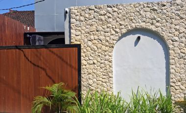 Freehold - a house with Stunning Rice Field and River View, Bali