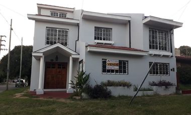 Casa en venta en Ezpeleta Este