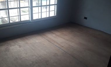 Casa en venta en Ezpeleta Este