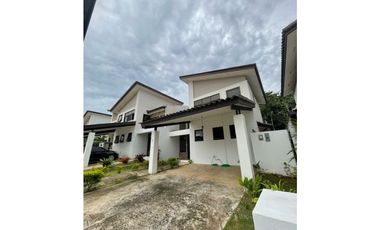 Se Alquila duplex,  Semi amoblada, Costa Verde