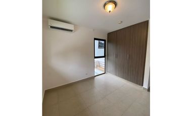 Se Alquila duplex,  Semi amoblada, Costa Verde