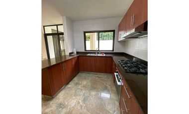 Se Alquila duplex,  Semi amoblada, Costa Verde