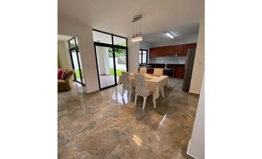 Se Alquila duplex,  Semi amoblada, Costa Verde