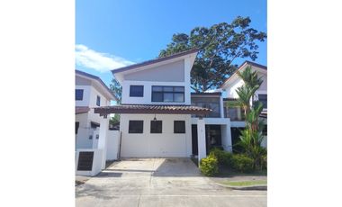 SE VENDE CASA EN COSTA VERDE /La Chorrera
