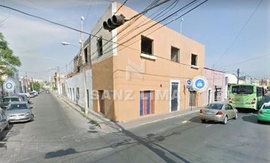 INSURGENTES: ESTUPENDA PROPIEDAD COMERCIAL, CENTRICA Y  EN ESQUINA