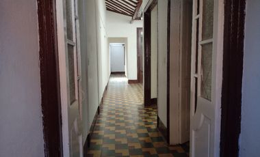 casa en arriendo en manrique central 1. Cod A215536