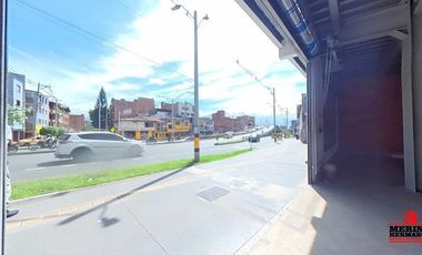 local en arriendo en la america. Cod A6042