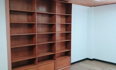 oficina en arriendo en la veracruz. Cod A6997201