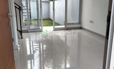Rumah 2 Lantai Siap Huni Pinggir Jalan Babakan Madang