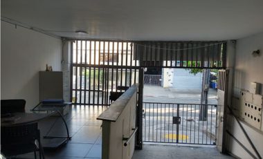 Bodega / Local en arriendo San Diego