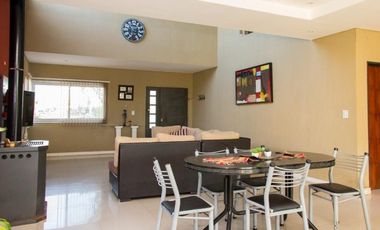 Casa en venta en Los Troncos