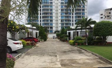 lote en venta en la floresta. Cod V24341