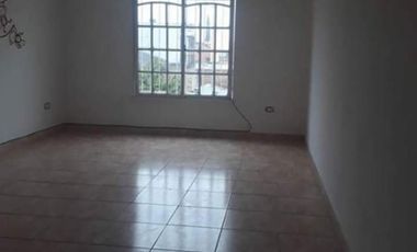 2 departamentos tipo duplex y  1 dto primer piso. Rentados ideal inversor   Financiacion consulte