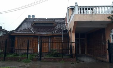 2 departamentos tipo duplex y  1 dto primer piso. Rentados ideal inversor   Financiacion consulte