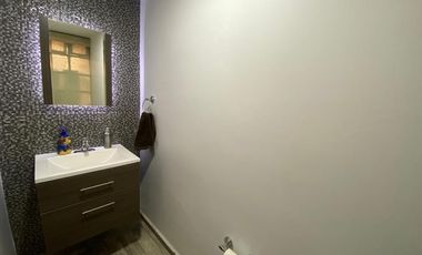 CASA EN VENTA EN ECHEGARAY
