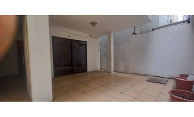 VENDO CASA EN LA GARZOTA 1