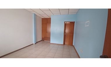 VENDO CASA EN LA GARZOTA 1