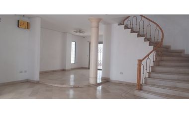 VENDO CASA EN LA GARZOTA 1