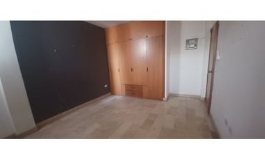 VENDO CASA EN LA GARZOTA 1