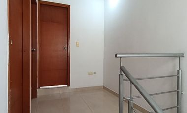 casa en arriendo en lomitas del trapiches. Cod A30271