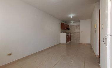 casa en arriendo en lomitas del trapiches. Cod A30271