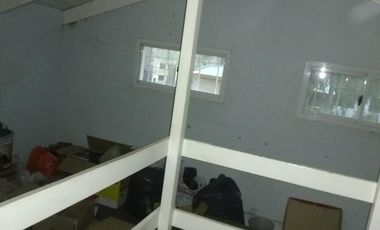 P-H EN DOS PLANTAS EN ESQUINA DE 3 AMBIENTES Y ENTRADA DE AUTO