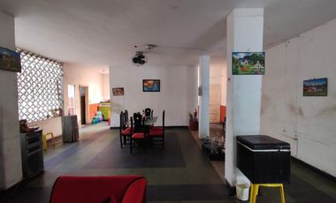 casa en venta en barrio blanco. Cod V26823
