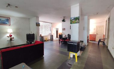 casa en venta en barrio blanco. Cod V26823