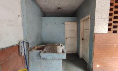 casa en venta en barrio blanco. Cod V26823