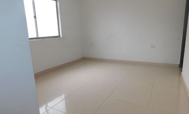casalote en venta en el manantial. Cod V92128