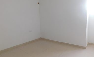 casalote en venta en el manantial. Cod V92128