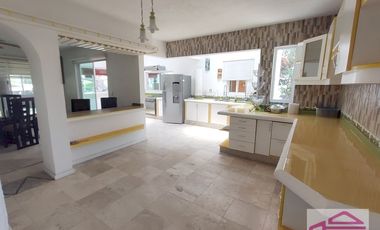 Casa en Condominio en Burgos Bubambilias, Cuernavaca Morelos.