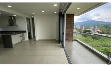 SE VENDE APARTAMENTO EN CERRITOS EN EXCELENTE UBICACION