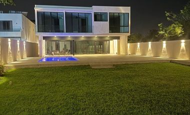 Residencia de lujo con 4Rec al Norte de la ciudad de Mérida, Yucatán