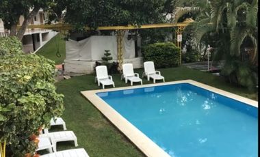 HOTEL EN VENTA A ORILLA DEL LAGO 