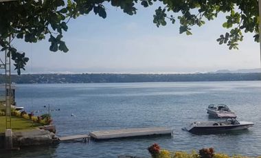 HOTEL EN VENTA A ORILLA DEL LAGO 